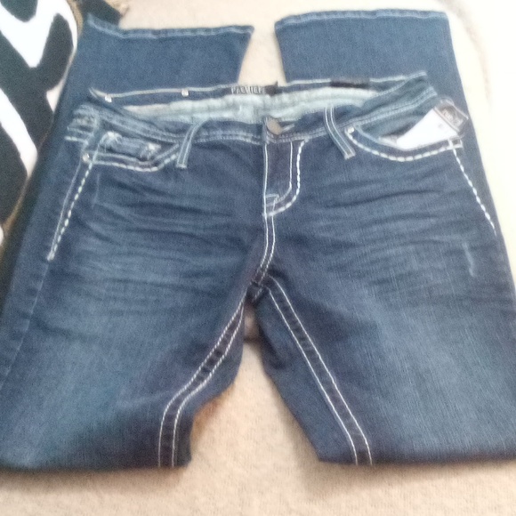rue 21 premire low rise boot cut 9/10 reg. NWT slashed from $80 to $39.99 - Picture 2 of 5